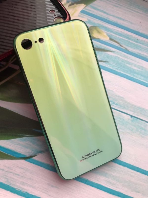 Силіконовий чохол Glass case зі скляною задньою панеллю з переливами для iPhone 7 7s 8 8s Зелений