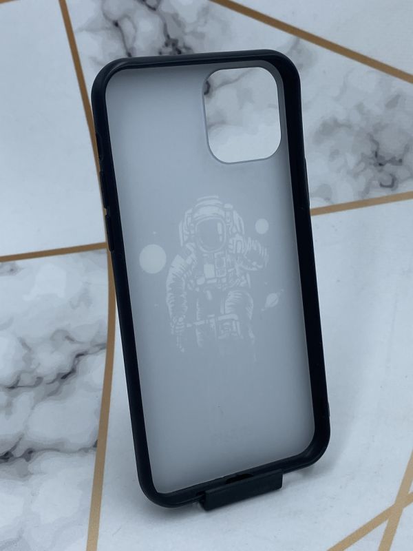 Силіконовий чохол із пластиковою задньою панеллю "космонавт" для Apple iPhone 11 Pro (5,8) Космос