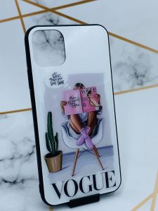 Силіконовий чохол Glass case зі скляною задньою панеллю для Apple iPhone 11 Pro Max (6,5) Дівчина з журналом