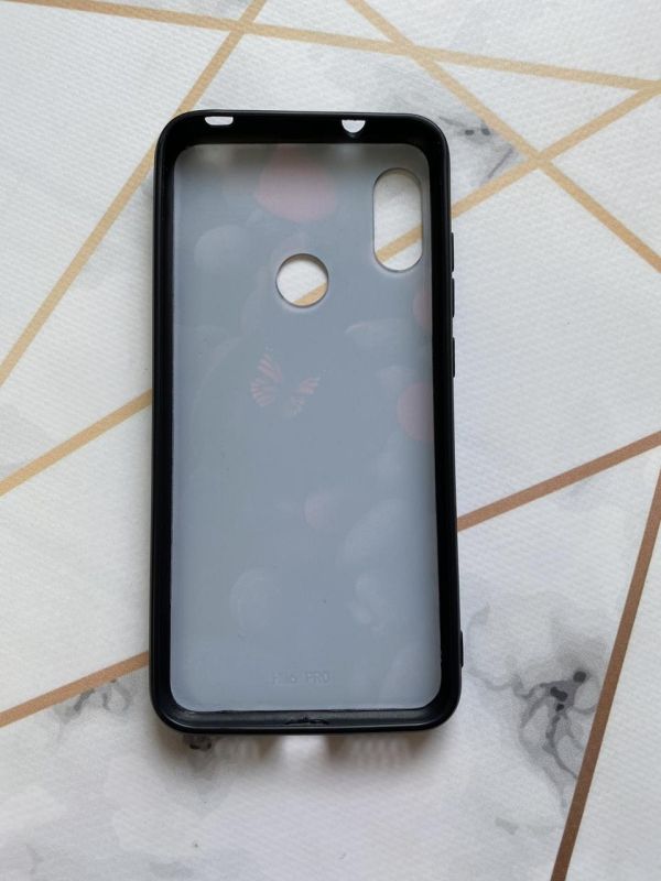 Захисний глянцевий чохол з малюнком для Xiaomi Redmi 6 Pro / A2 lite Метелик на камені