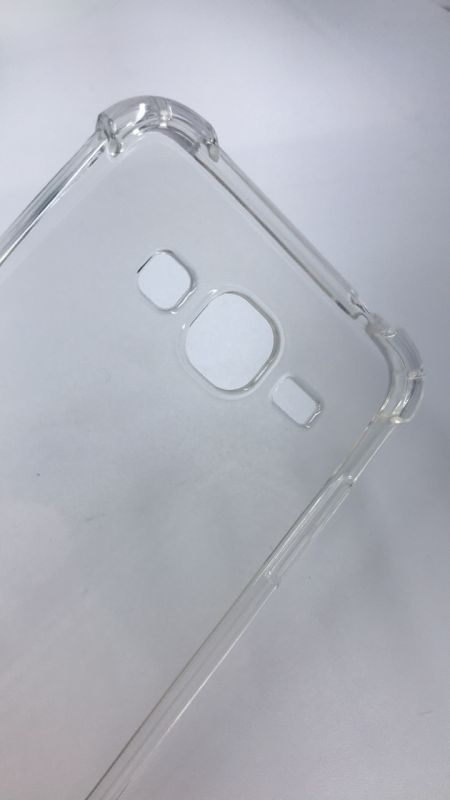Ультратонкий прозорий силіконовий чохол з потовщеними кутами для Samsung Galaxy J3 2016 J310 SM-J320H