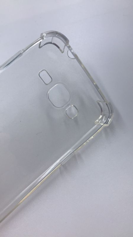Ультратонкий прозорий силіконовий чохол з потовщеними кутами для Samsung Galaxy J3 2016 J310 SM-J320H