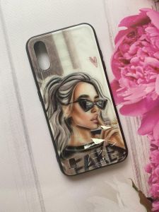 Силіконовий глянцевий чохол "Скляні ромби" для Samsung Galaxy A01 Дівчина в окулярах