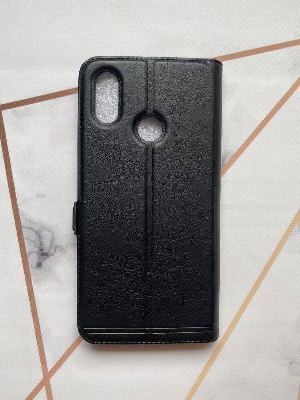 Чохол-книжка Momax для Xiaomi Mi 8 Чорний
