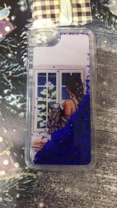 Силіконовий чохол з плаваючими блискітками на iPhone 7 / 8 Дівчина біля вікна