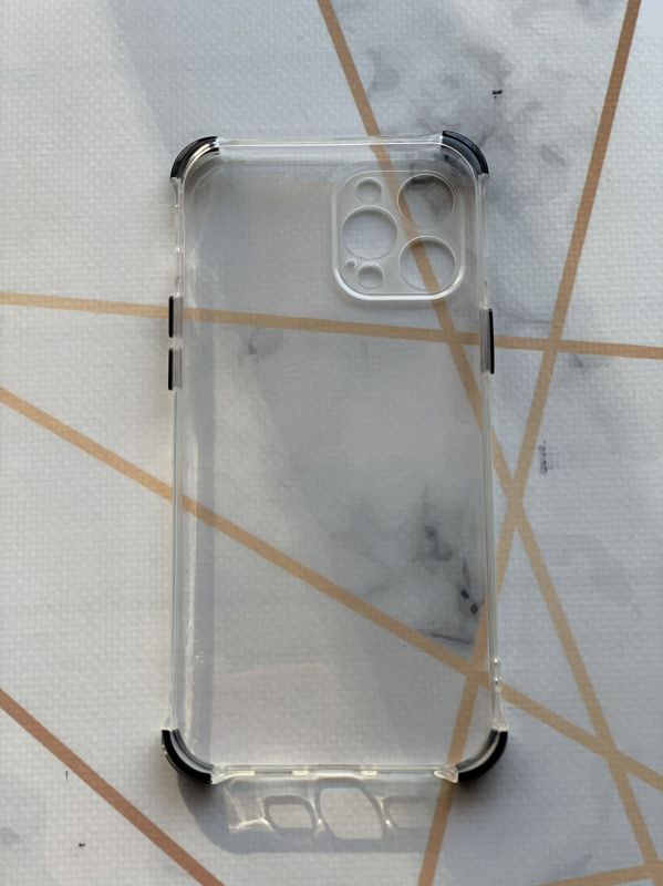 Прозорий силіконовий чохол з потовщеними кутами чорного кольору для iPhone 12 / 12 Pro
