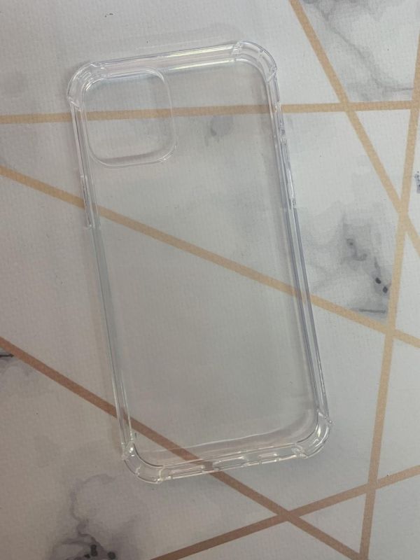 Прозорий силіконовий чохол з потовщеними кутами для iPhone 12 / 12 Pro