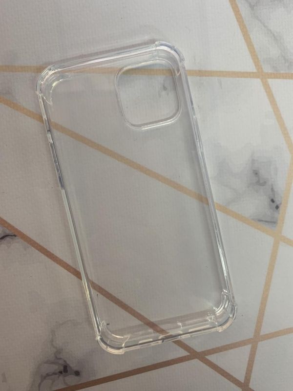 Прозорий силіконовий чохол з потовщеними кутами для iPhone 12 / 12 Pro