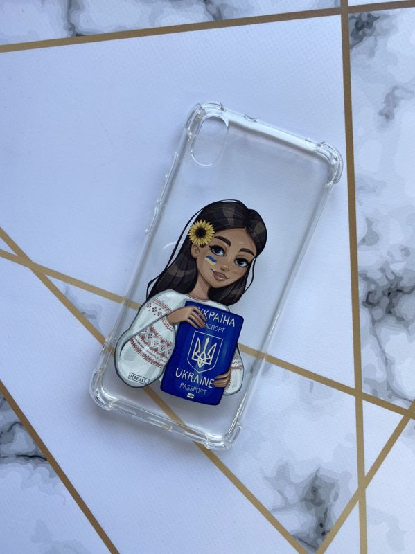 Чохол з потовщеними кутами для Xiaomi Redmi 7A з патріотичним дизайном "Дівчина з паспортом" принт 12