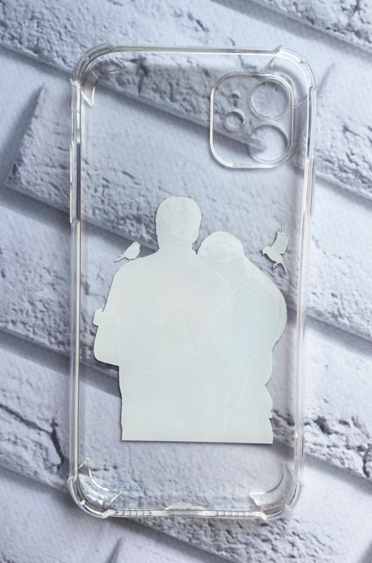 Чохол з потовщеними кутами на iPhone 12 / 12 Pro патріотичний дизайн Українська пара принт 14