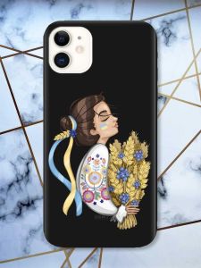 Матовий чорний чохол на Apple iPhone 11 (6.1) патріотичний дизайн Українка з колосками принт 172
