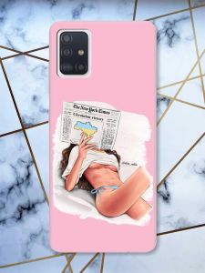 Матовий рожевий чохол на Samsung Galaxy A51 Дівчина з газетою (принт 31)
