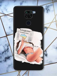 Матовий чорний чохол на Xiaomi Redmi Note 9 Дівчина з газетою (принт 31)