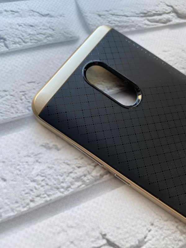 Силіконовий чохол Ipaky із золотим бампером для Xiaomi Redmi Pro Чорний