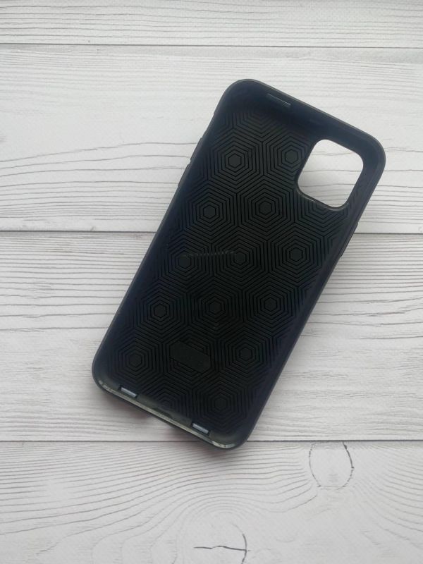 Силіконовий протиударний чохол з відділом для навушників на iPhone 11 Pro Max Чорний