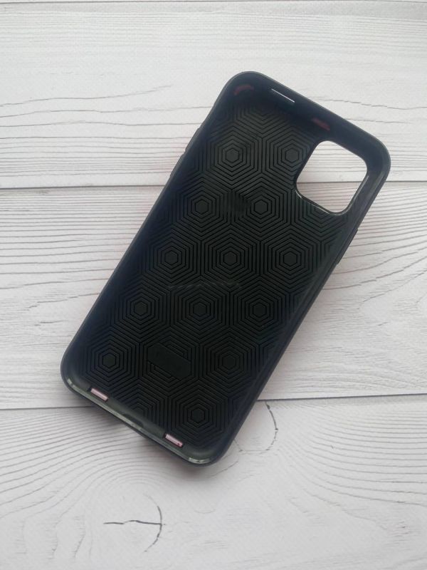 Силіконовий протиударний чохол з відділом для навушників на iPhone 11 Pro Max Червоний
