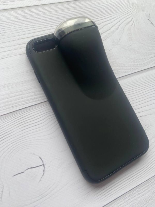 Силіконовий протиударний чохол з відділом для навушників на iPhone 7 Чорний