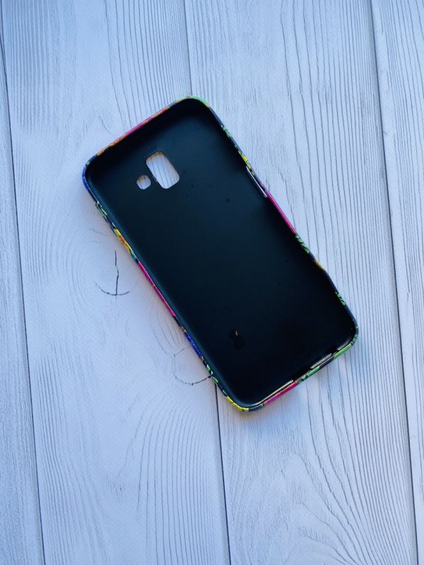 Силіконовий чохол із малюнком для Samsung Galaxy J6 Plus Рожеві великі квіти на чорному