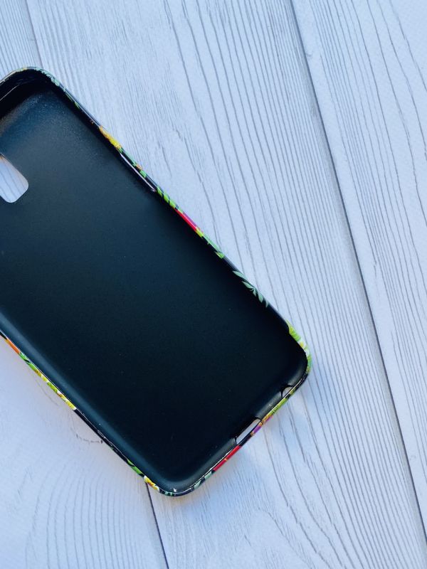 Силіконовий чохол із малюнком для Samsung Galaxy J6 Plus Листки на чорному