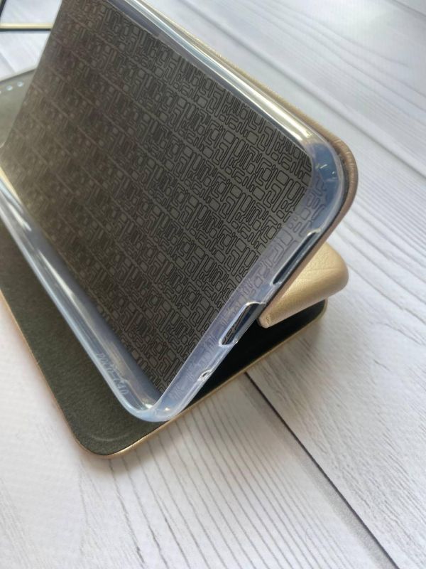 Чохол-книжка з малюнком для Xiaomi Poco C40 Золотий :: Дівчина з паспортом (принт 12)