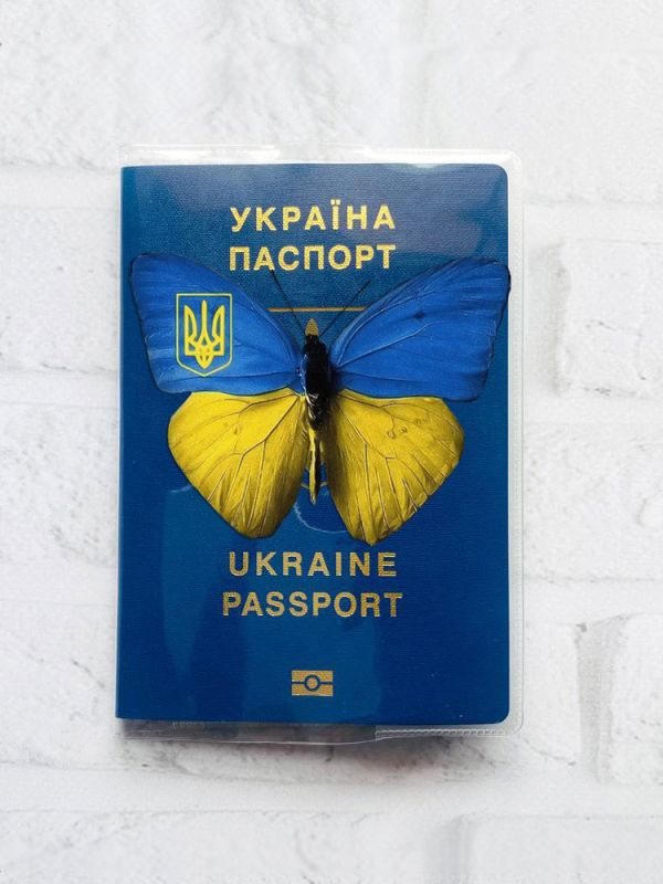Обкладинка на паспорт книжечку :: Метелик Україна (патріотичний принт 255)