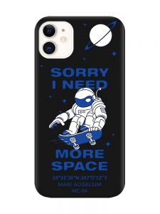 Матовий чорний чохол на Apple iPhone 11 (6.1) :: Космонавт на скейті (принт 248)