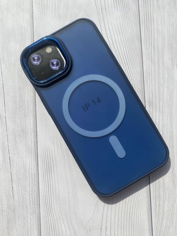 Матовий чохол Soft Touch на iPhone 14 із підтримкою MagSafe :: Синій