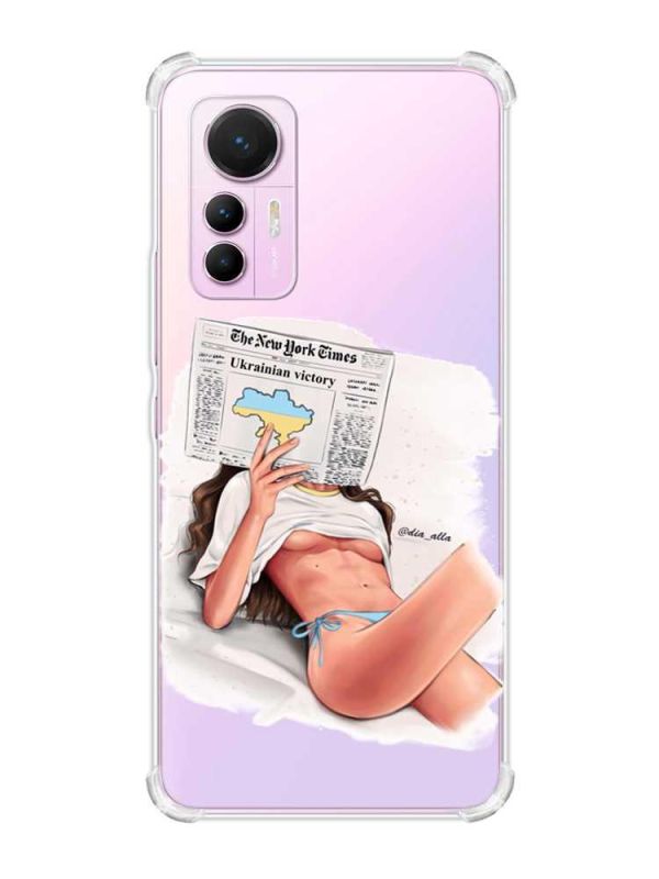 Чохол з потовщеними кутами на Xiaomi 12 Lite :: Дівчина з газетою (принт 31)