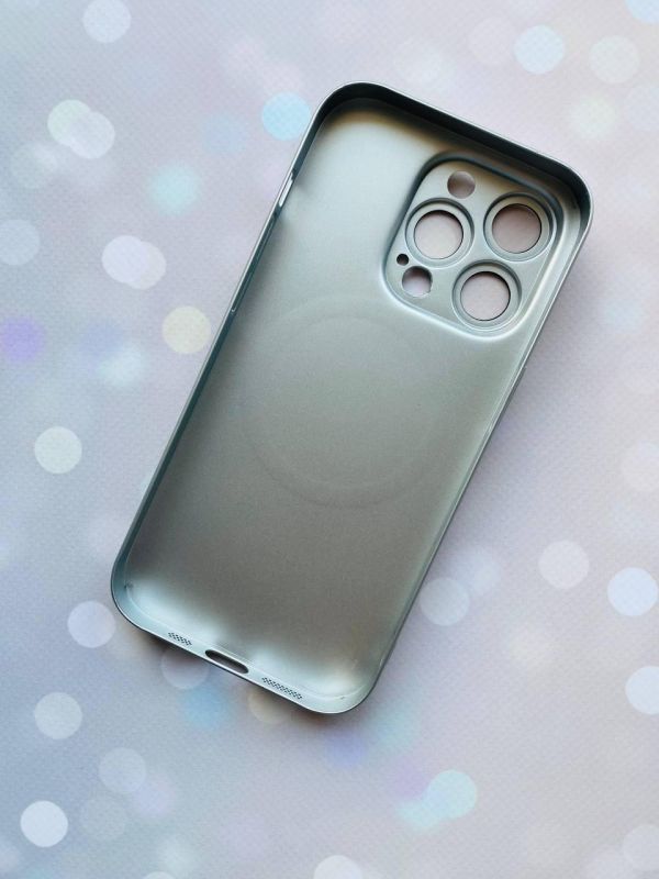 Ультратонкий чохол MagSafe на iPhone 14 Pro із додатковим захистом камер :: Срібний