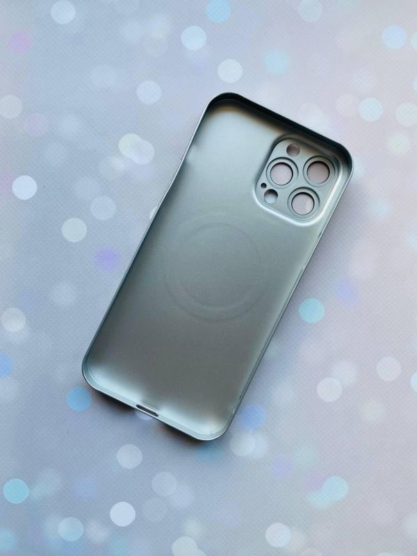 Ультратонкий чохол MagSafe на iPhone 13 Pro Max із додатковим захистом камер :: Срібний