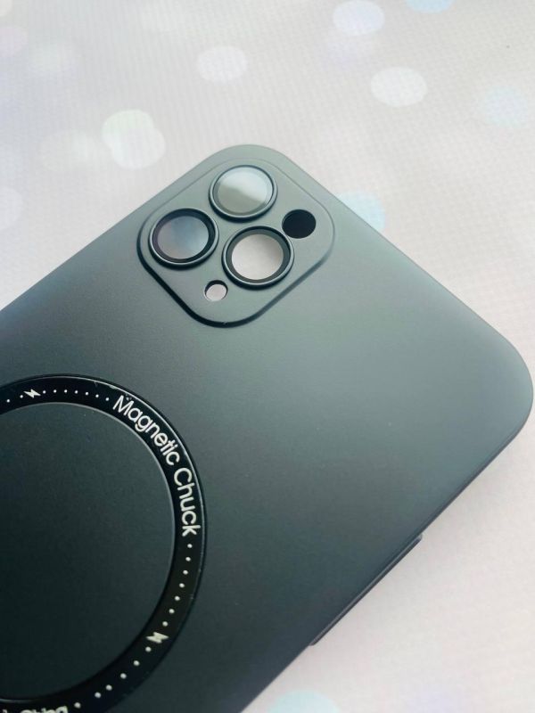 Ультратонкий чохол MagSafe на iPhone 11 Pro Max із додатковим захистом камер :: Чорний
