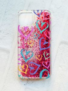 Чохол із плаваючими блискітками на iPhone 14 Рожевий :: Різнокольорові сердечка (принт 332)