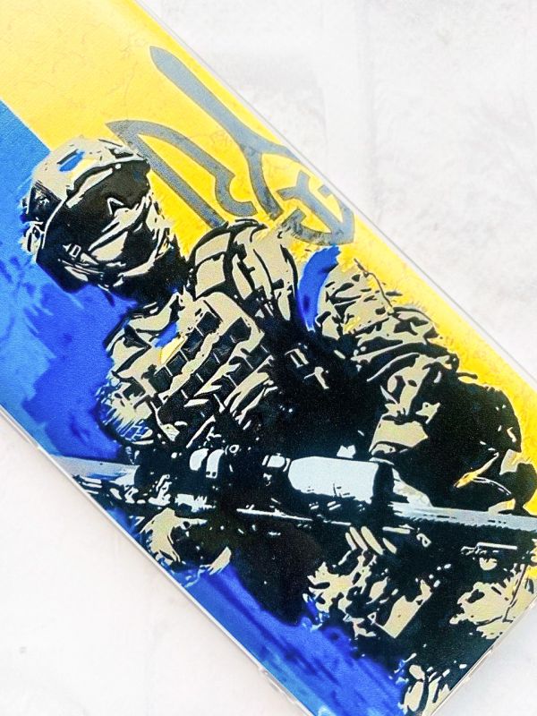 Чохол з потовщеними кутами на Xiaomi Redmi Note 12 Pro Speed 5G :: Солдат (патріотичний принт 350)