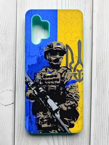 Матовий чохол з бірюзовими боками на Samsung Galaxy A32 :: Солдат (патріотичний принт 350)