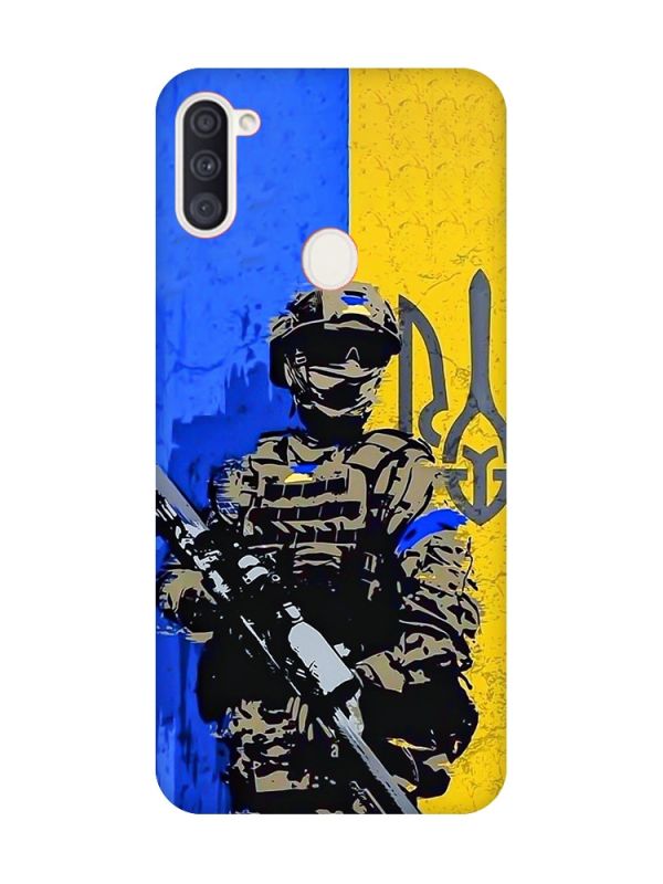 Матовий чохол з червоними боками на Samsung Galaxy A11 :: Солдат (патріотичний принт 350)