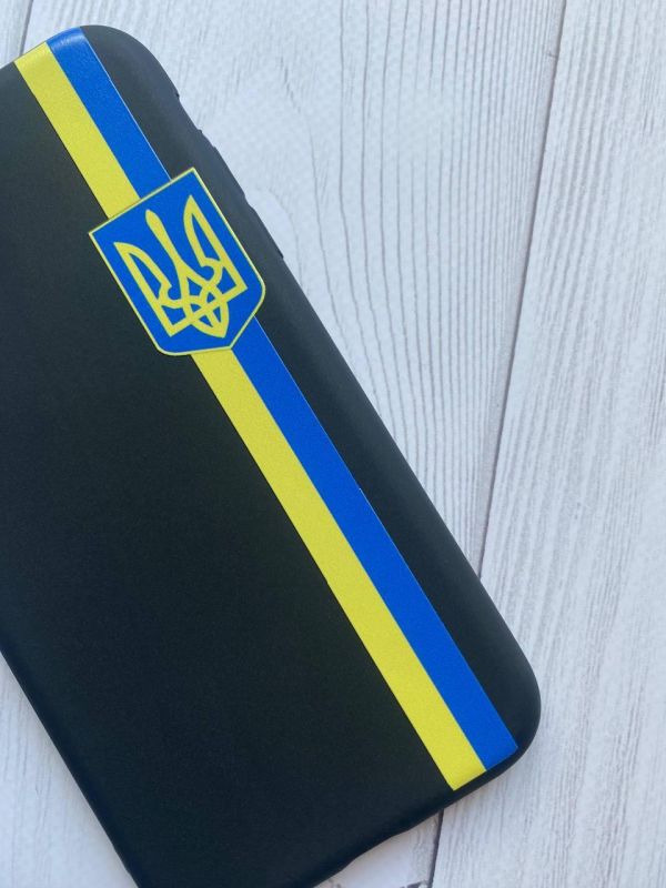 Матовий чорний чохол на Samsung Galaxy A30 (2019) / A20 (2019) :: Стрічка Україна (патріотичний принт 253)