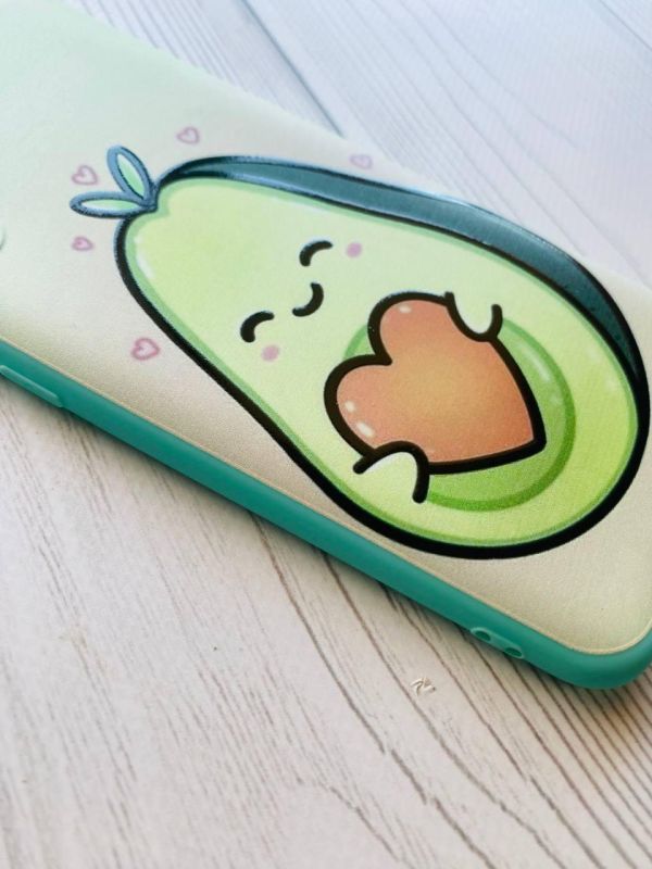 Матовий чохол з бірюзовими боками на Apple iPhone 13 :: Кавай авокадо з сердечком (принт 310)
