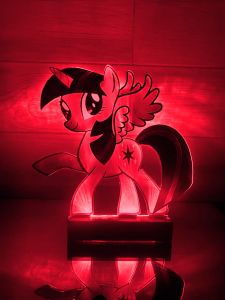 Нічник-іграшка "Літл Поні Іскорка" з дистанційним пультом керування