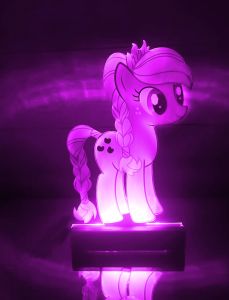 Нічник Еплджек з регулюванням світла через пульт ДУ