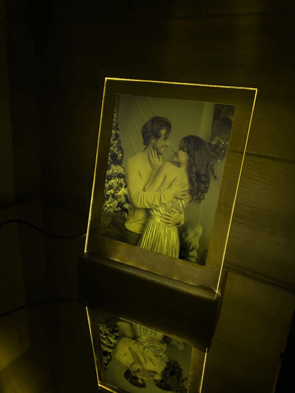 Акрилова фотографія з активною підсвіткою