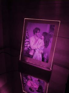 Настільна фотографія-нічник з USB роз'ємом (можна підключити до павербанку)