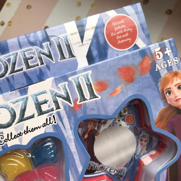 Подарунковий набір дитячої косметики Frozen Фрозен