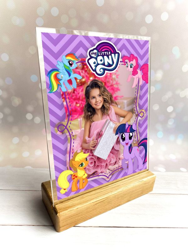 Дитяча фотографія у рамці Little Pony на дерев'яній підставці (дизайн 005)