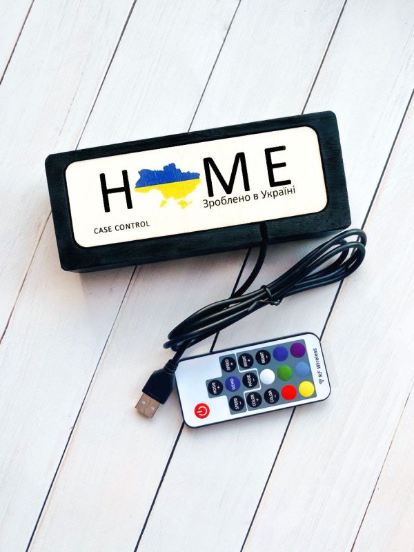 Нічник із фотографією на чорній підставці