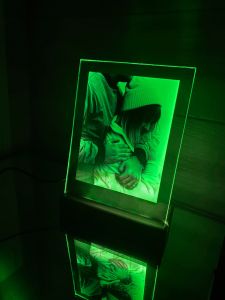 Світильник із фотографією й ефектом мерехтливих вогників