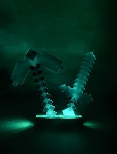 Дитячий нічник-конструктор "Майнкрафт Інструменти" (з налаштуванням підсвітки, дизайну, на чорній підставці)