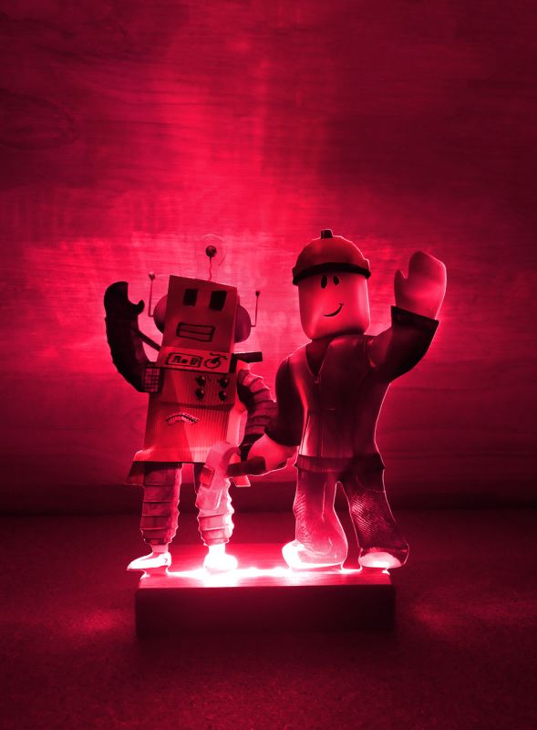 Дитячий нічник Робот і Будівельник з Роблокса Roblox на чорній підставці (дизайн 26)