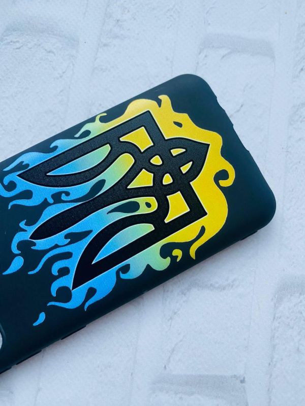 Матовий чорний чохол на Samsung Galaxy A31 :: Тризуб Полум'я (принт 257)