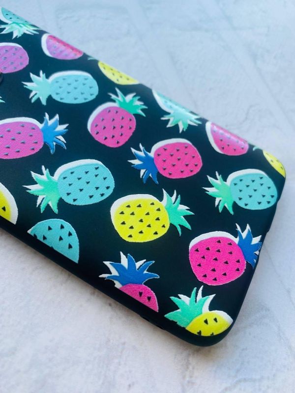 Матовий чорний чохол на Samsung Galaxy M30s/M21 :: Різнокольорові ананаси (принт 346)