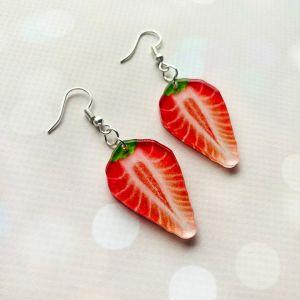 Сережки Полуниця (на глянцевому акрилі)